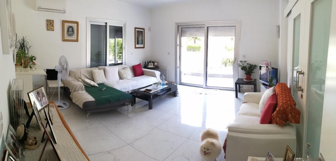 Haus in Nikosia, Zypern, 360 m² - Foto 1