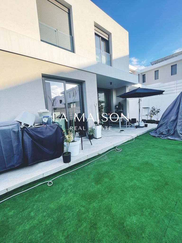 Casa en Nicosia, Chipre, 180 m² - imagen 1