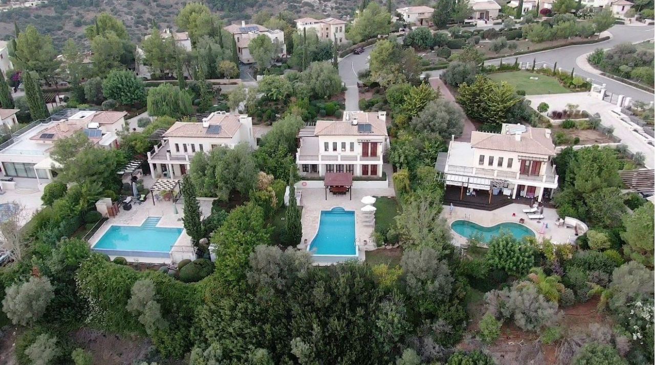 Maison à Paphos, Chypre, 218 m² - image 1