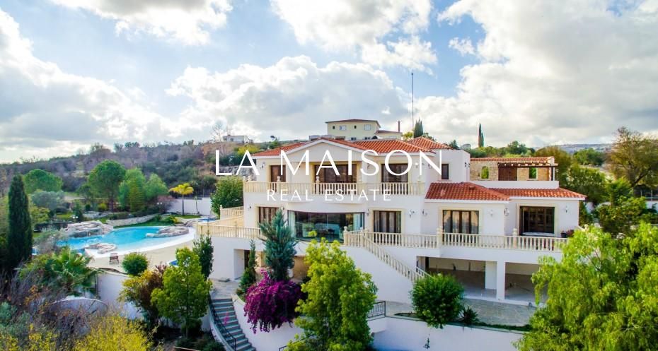 Maison à Paphos, Chypre, 670 m² - image 1