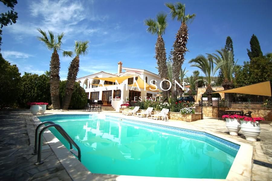 Haus in Paphos, Zypern, 476 m² - Foto 1