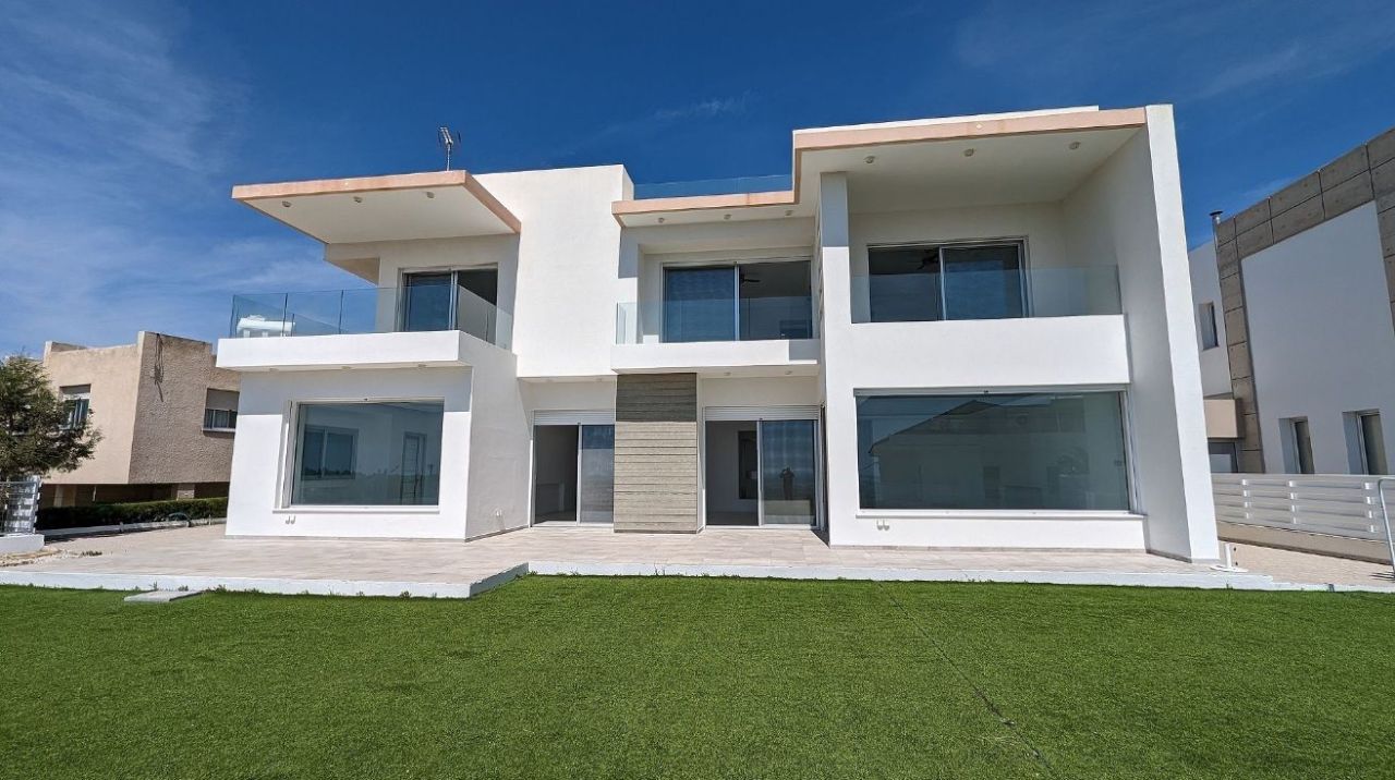 Haus in Limassol, Zypern, 345 m² - Foto 1