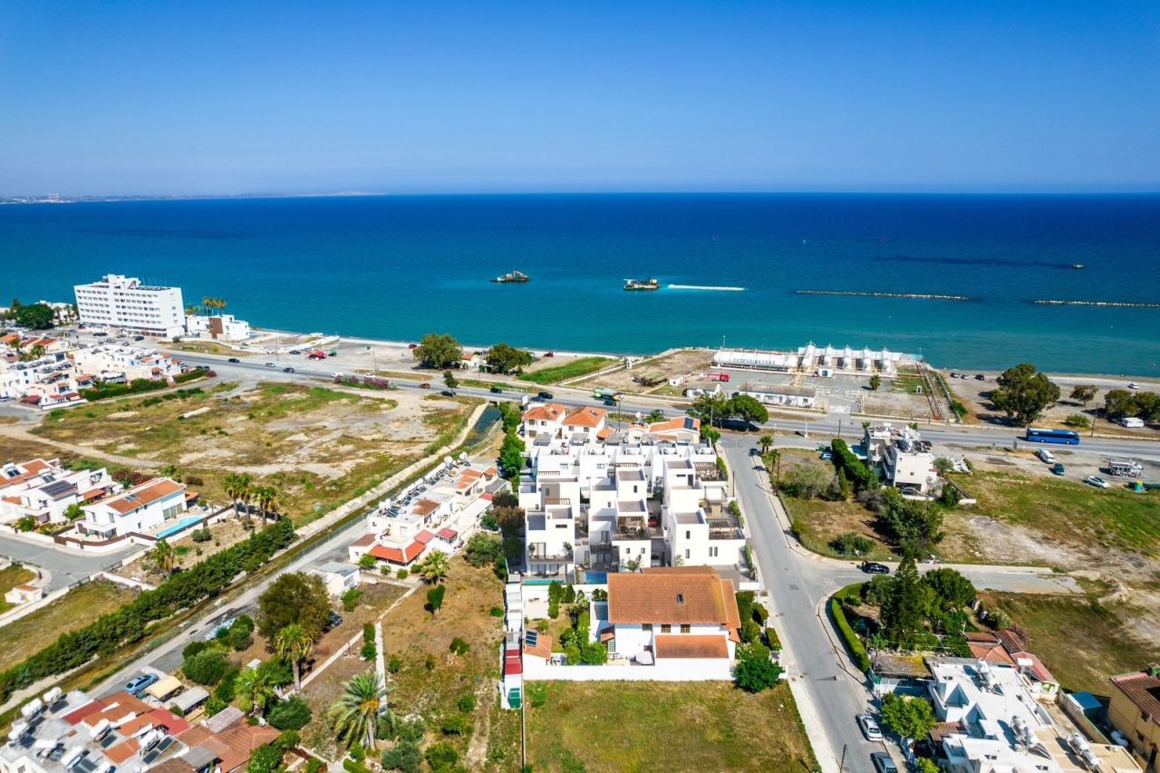 Maison à Larnaca, Chypre, 165 m² - image 1