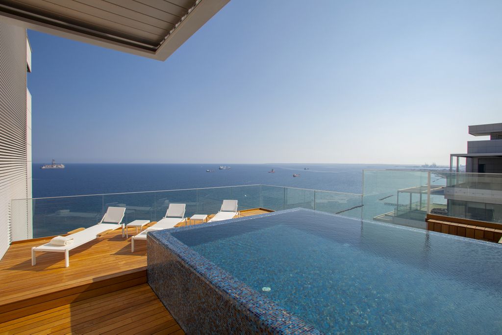 Appartement à Limassol, Chypre, 1 037 m² - image 1