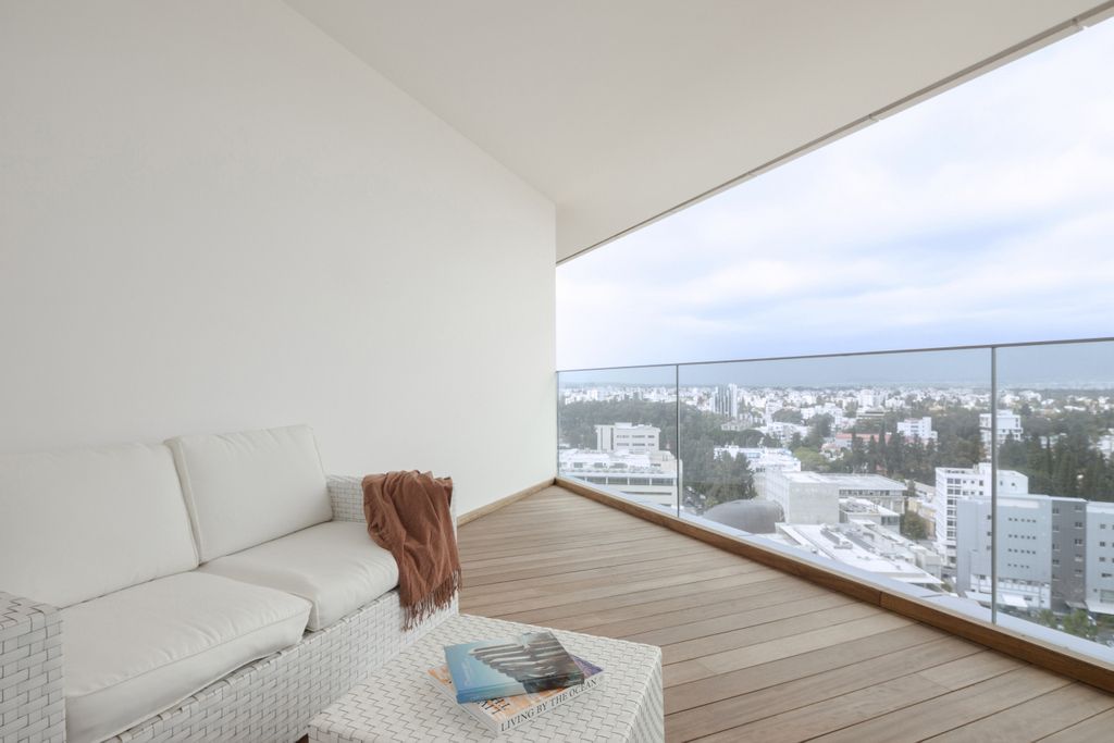 Apartamento en Nicosia, Chipre, 385 m² - imagen 1