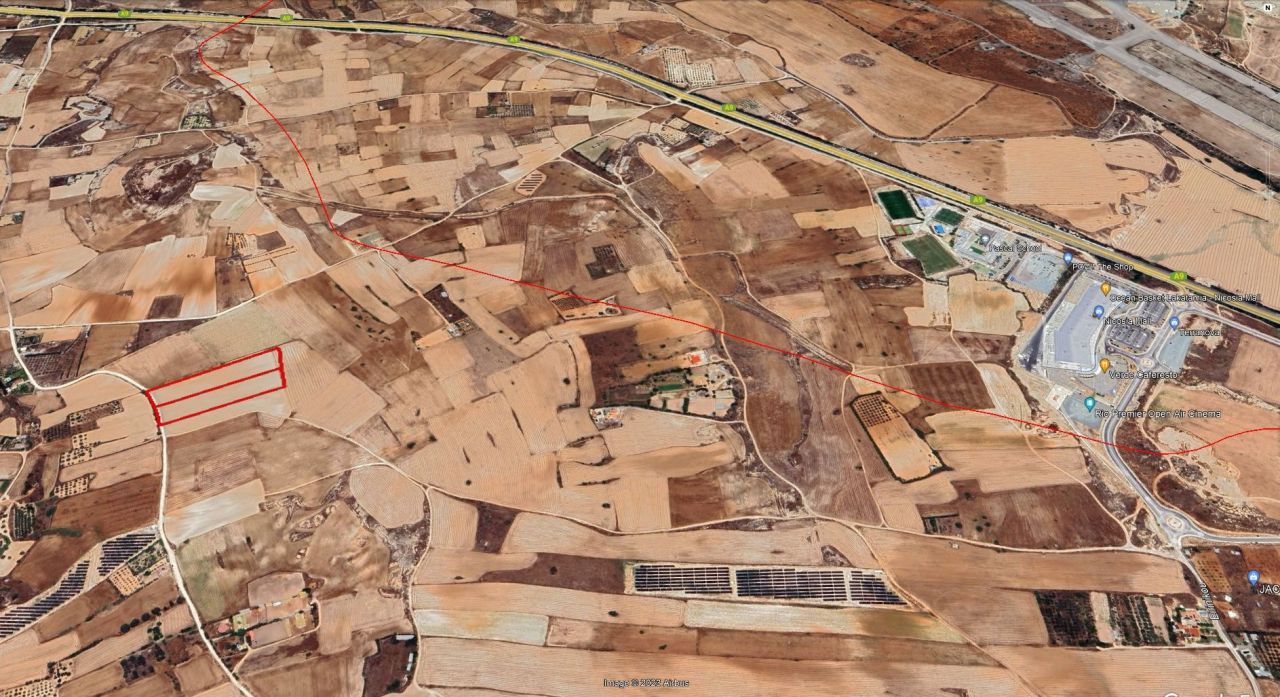 Land in Nicosia, Cyprus - picture 1