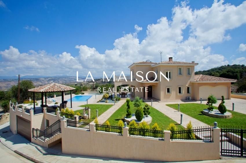 Casa en Pafos, Chipre, 365 m² - imagen 1