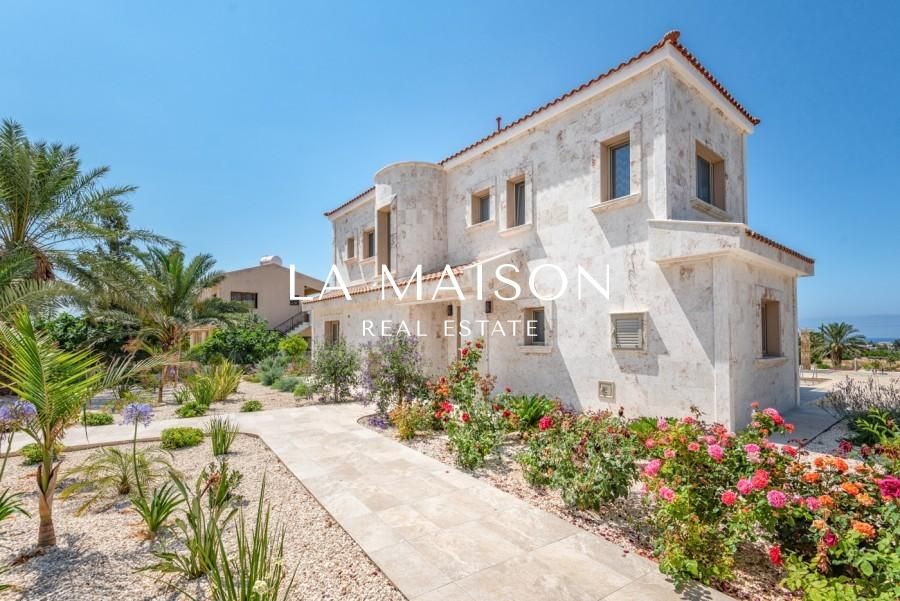 Maison à Paphos, Chypre, 245 m² - image 1
