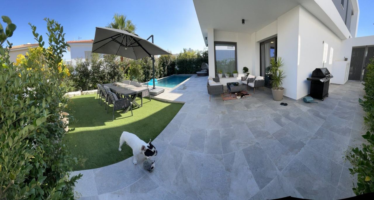 Casa en Nicosia, Chipre, 231 m² - imagen 1