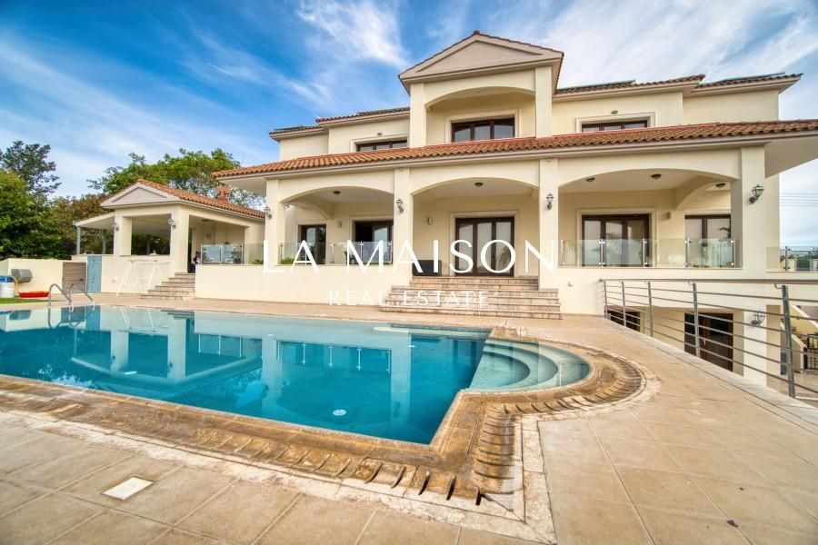Casa en Pafos, Chipre, 570 m² - imagen 1