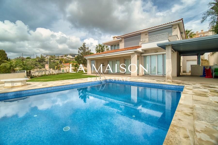 Casa en Pafos, Chipre, 320 m² - imagen 1