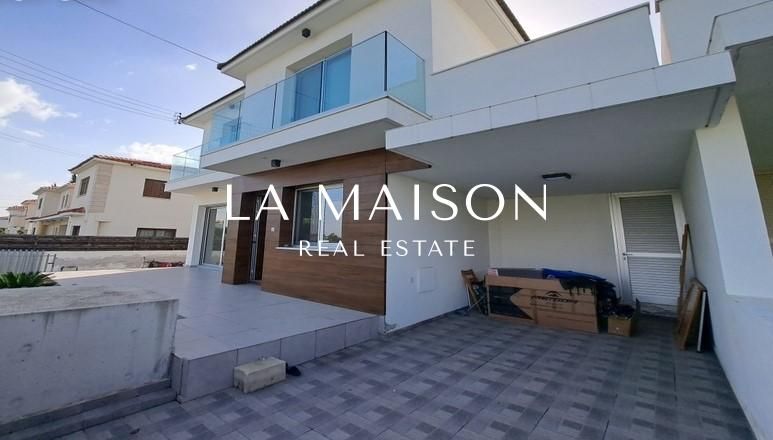 House in Nicosia, Cyprus, 180 m² - picture 1