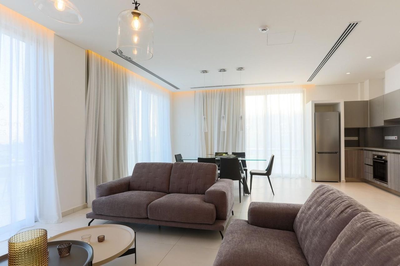 Apartment in Famagusta, Cyprus, 90 m² - picture 1