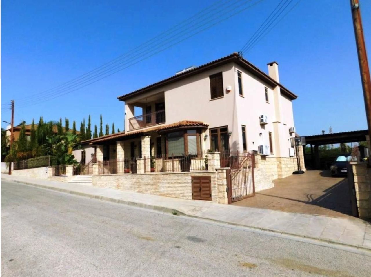 Casa en Limasol, Chipre, 350 m² - imagen 1