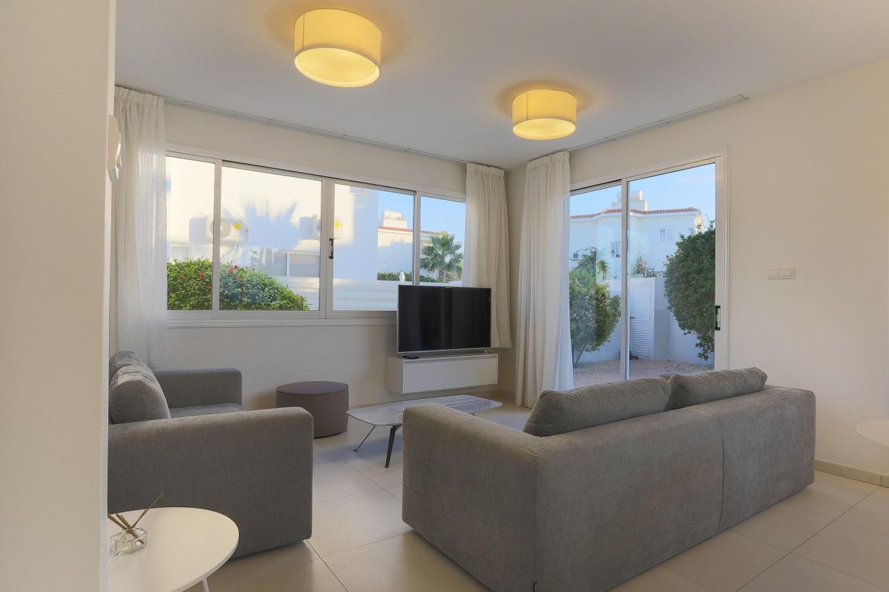 House in Famagusta, Cyprus, 175 m² - picture 1