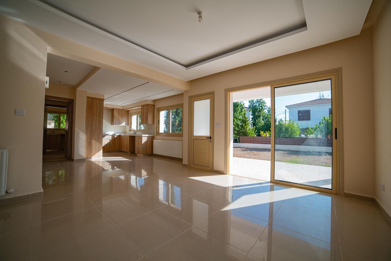 Haus in Nikosia, Zypern, 233 m² - Foto 1