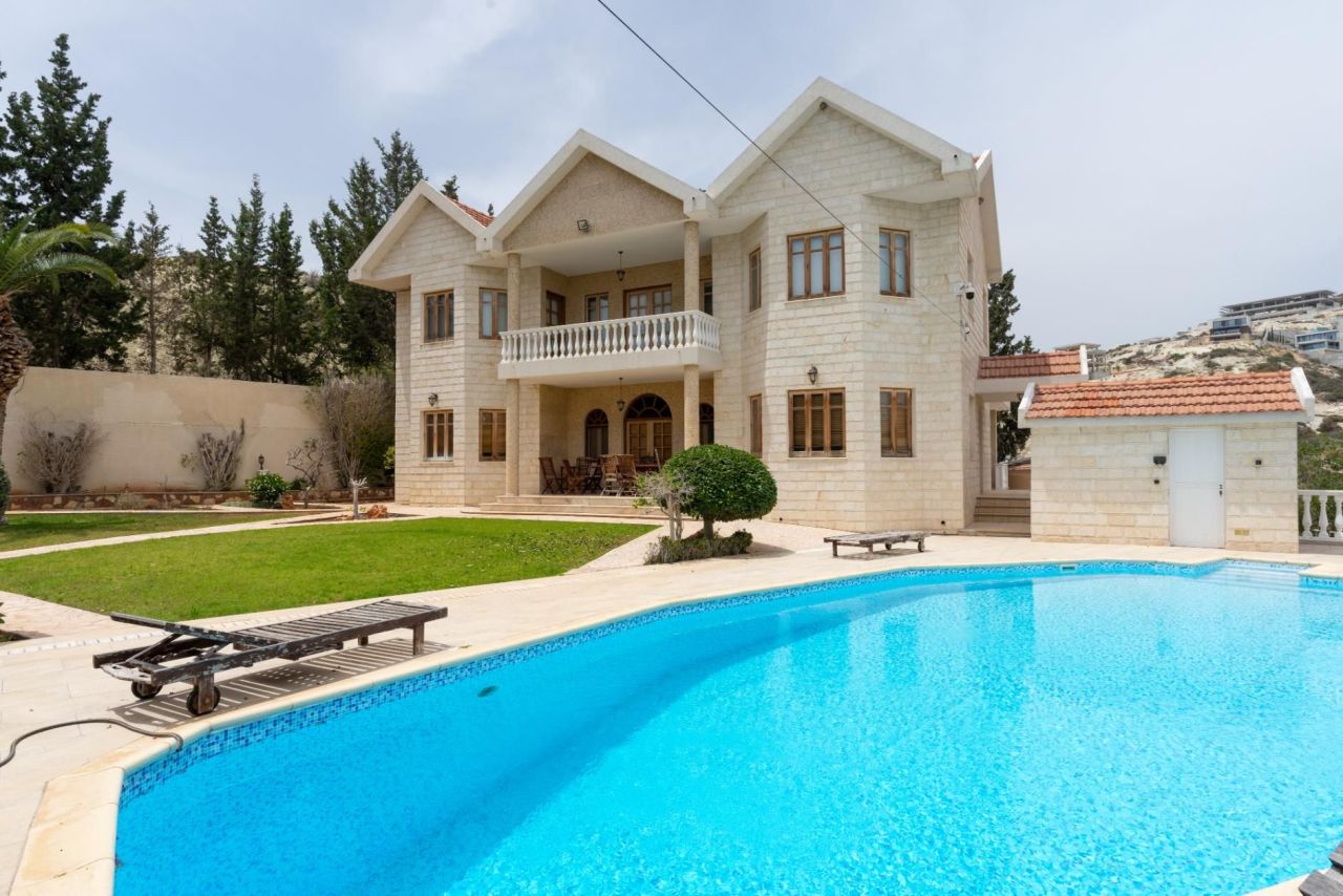 Casa en Limasol, Chipre, 650 m² - imagen 1