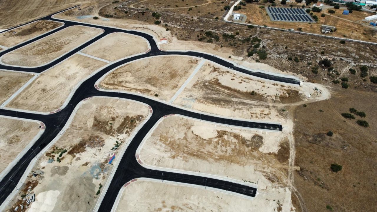 Land in Nicosia, Cyprus - picture 1