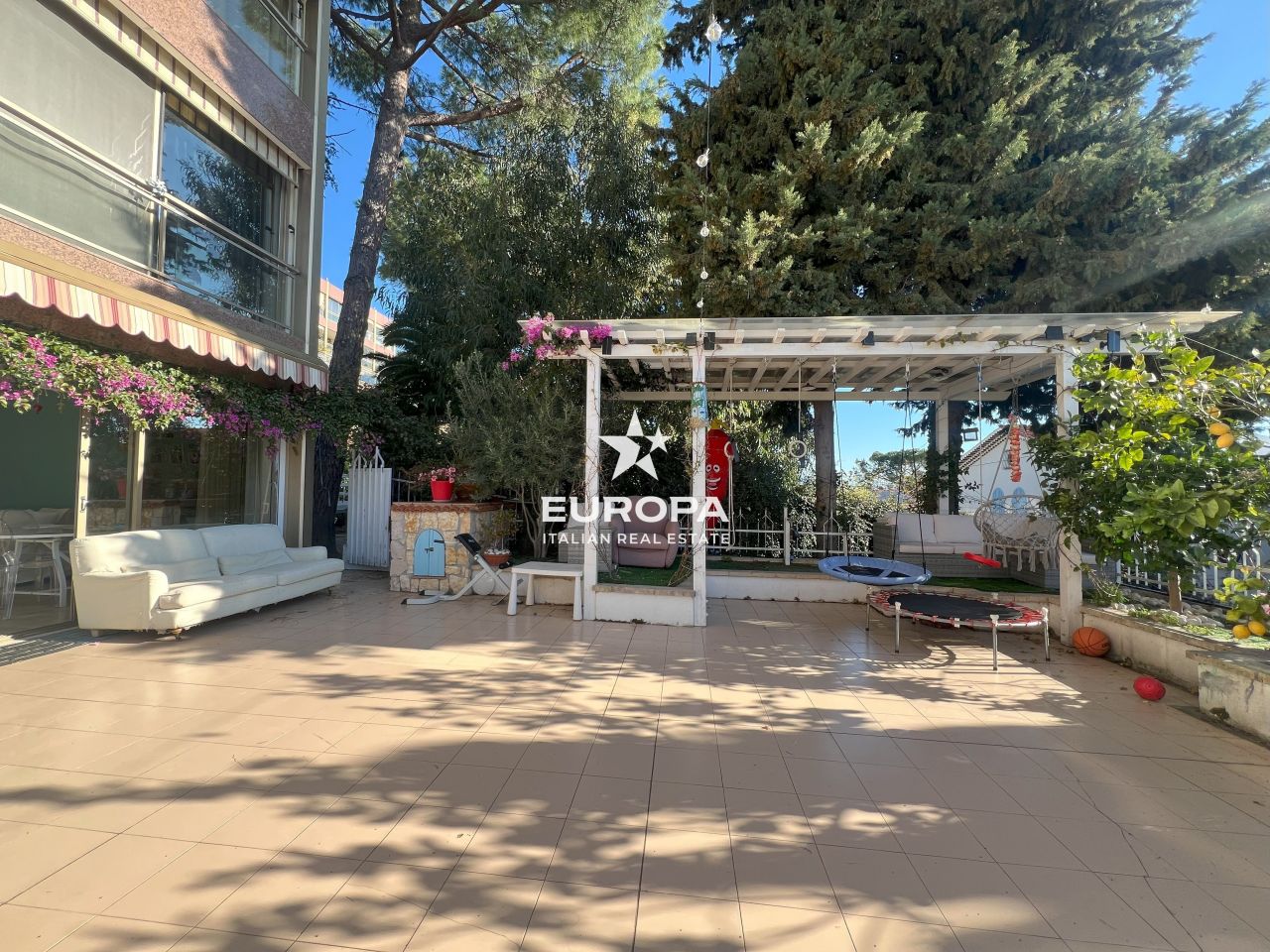 Flat in San Remo, Italy, 86 m² - picture 16