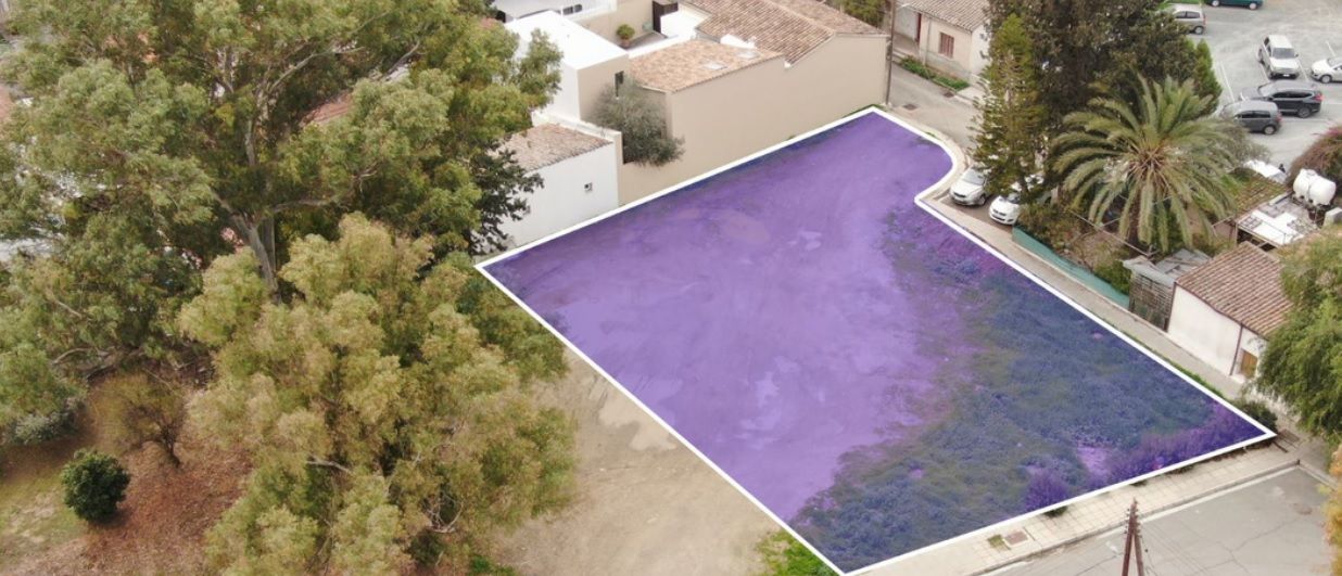 Land in Nicosia, Cyprus - picture 1