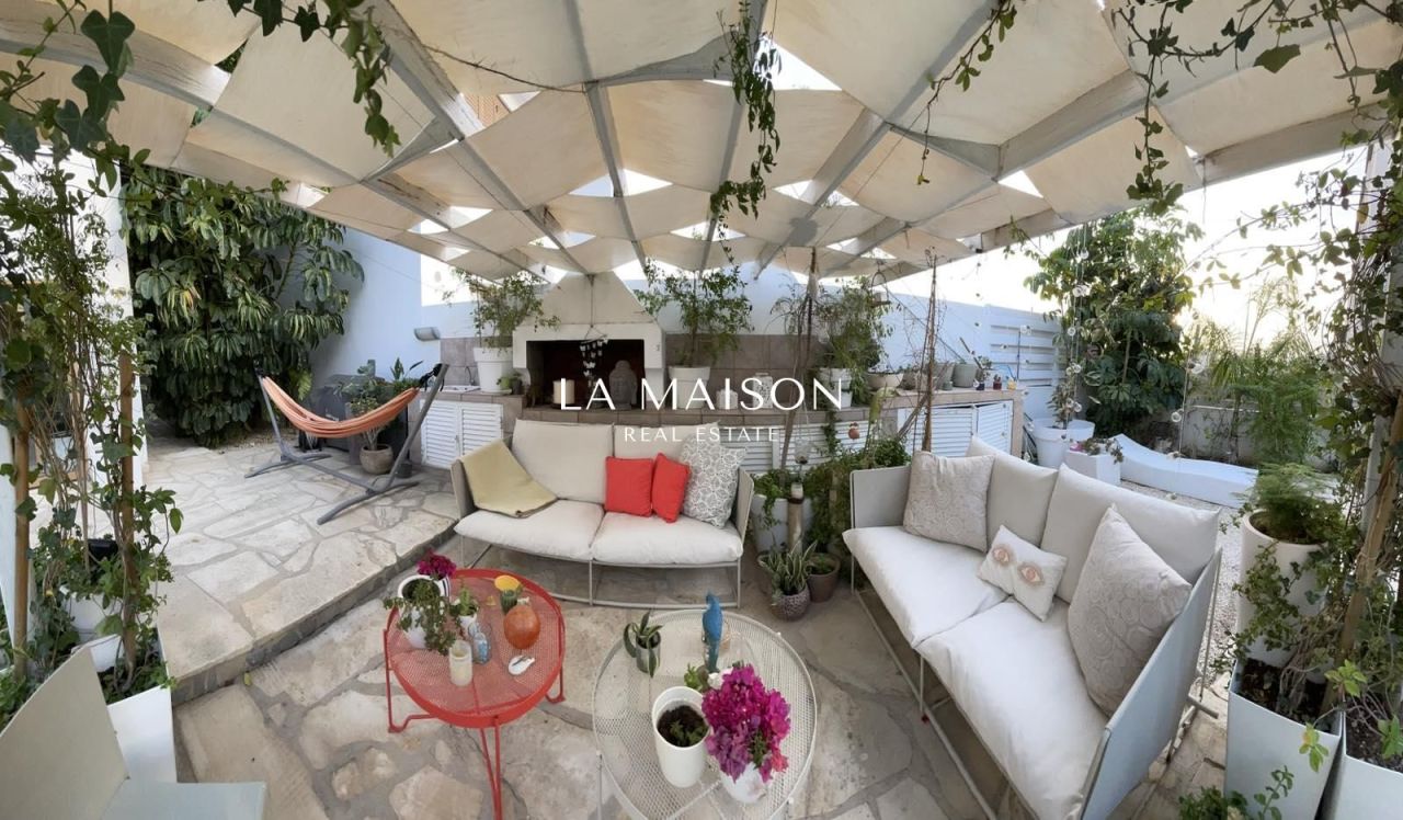 Casa en Nicosia, Chipre, 250 m² - imagen 2