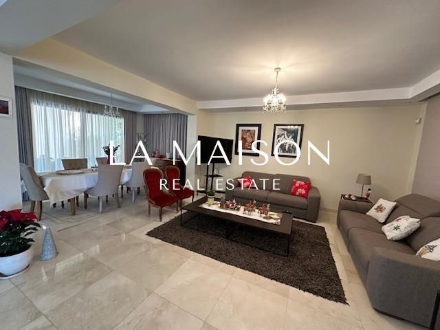 Maison à Nicosie, Chypre, 371 m² - image 2