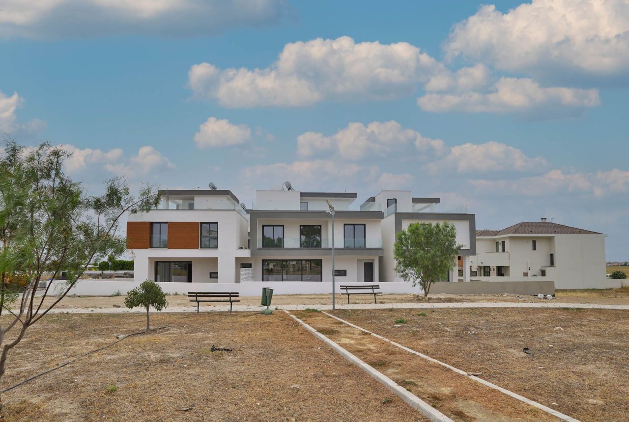 House in Larnaca, Cyprus, 143 m² - picture 2