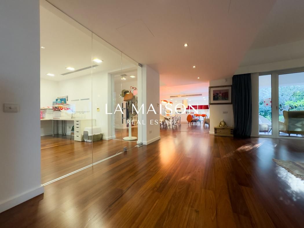 Casa en Nicosia, Chipre, 450 m² - imagen 2