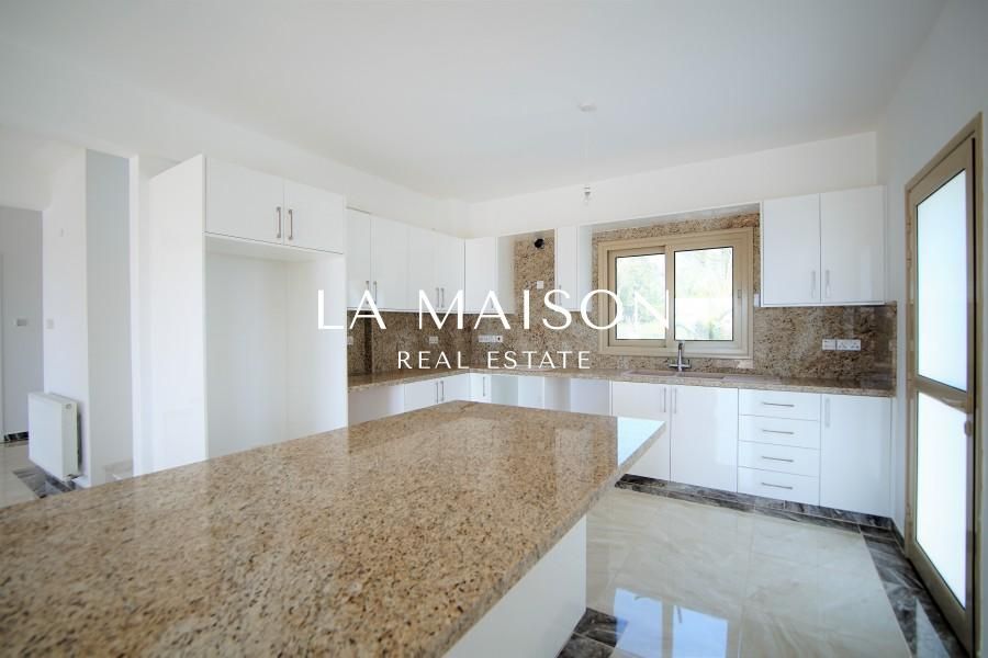 House in Paphos, Cyprus, 245 m² - picture 4