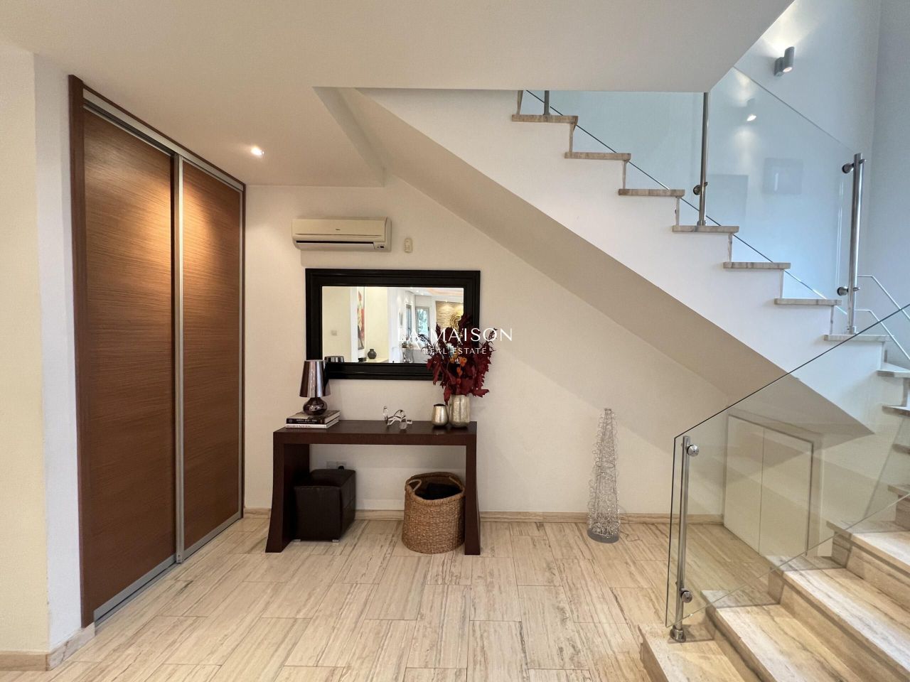 House in Nicosia, Cyprus, 480 m² - picture 4