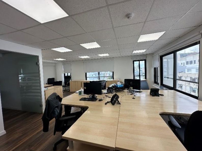 Bureau à Nicosie, Chypre, 427 m² - image 6