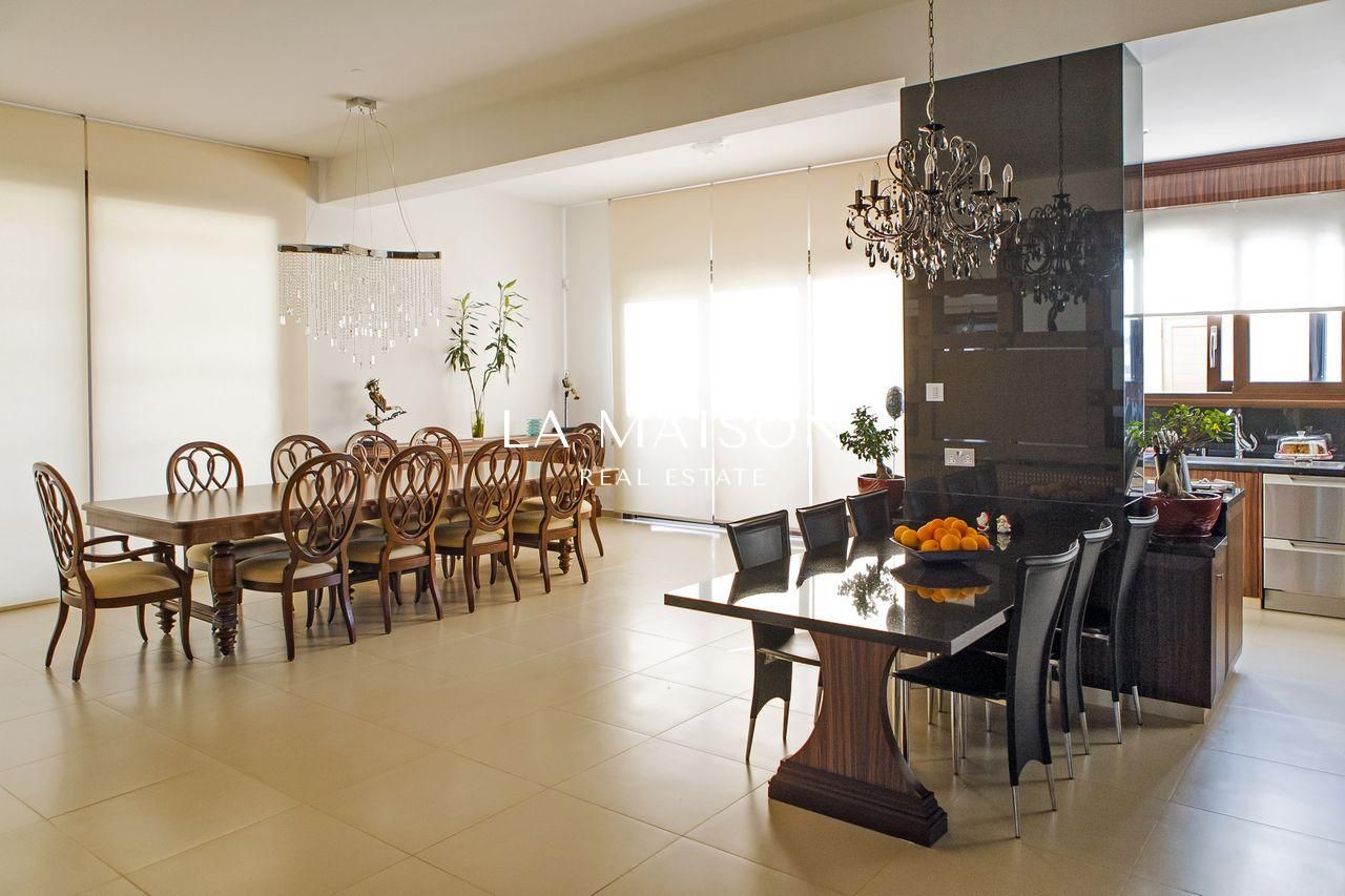 Casa en Nicosia, Chipre, 680 m² - imagen 7