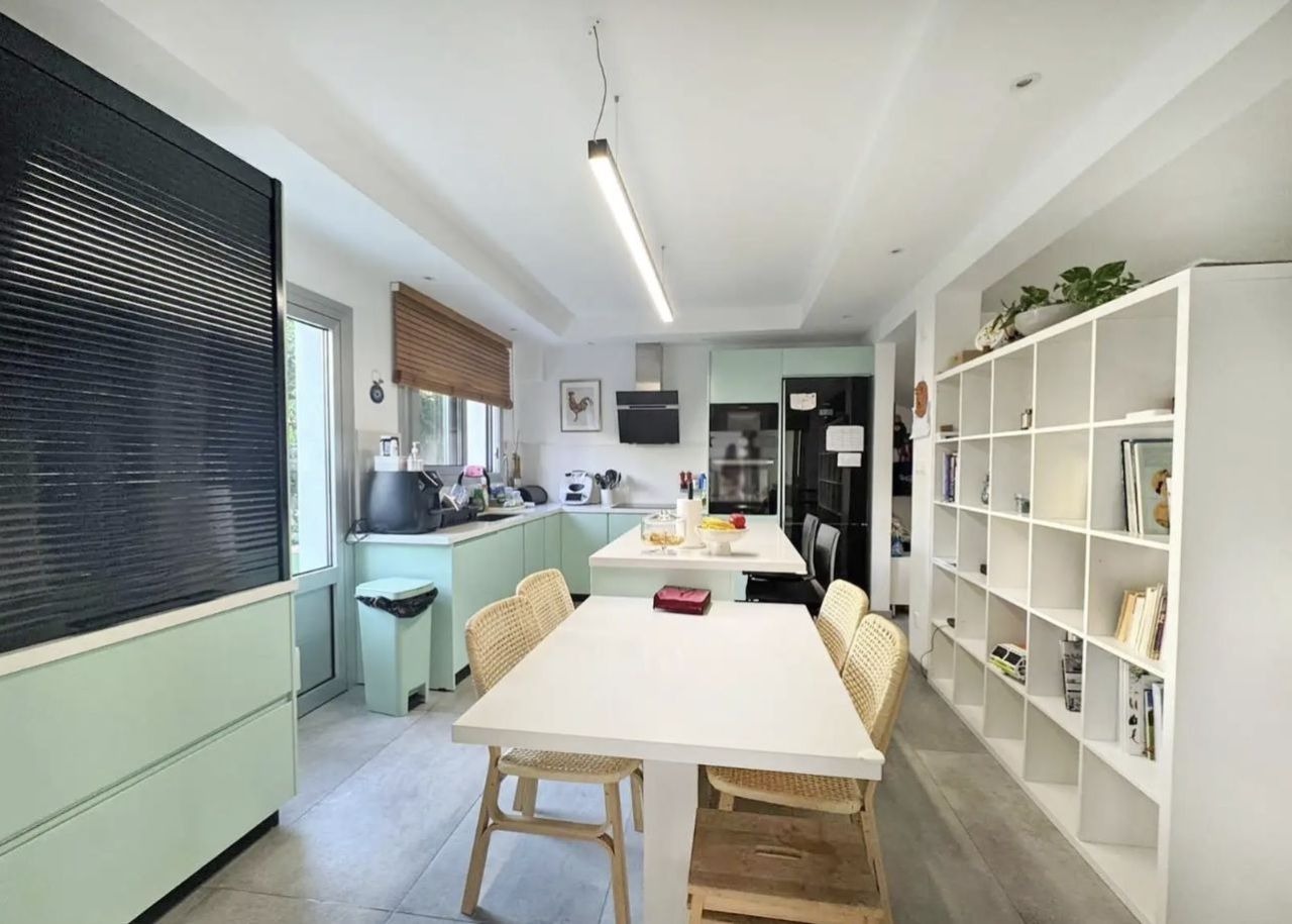 Casa en Nicosia, Chipre, 190 m² - imagen 7