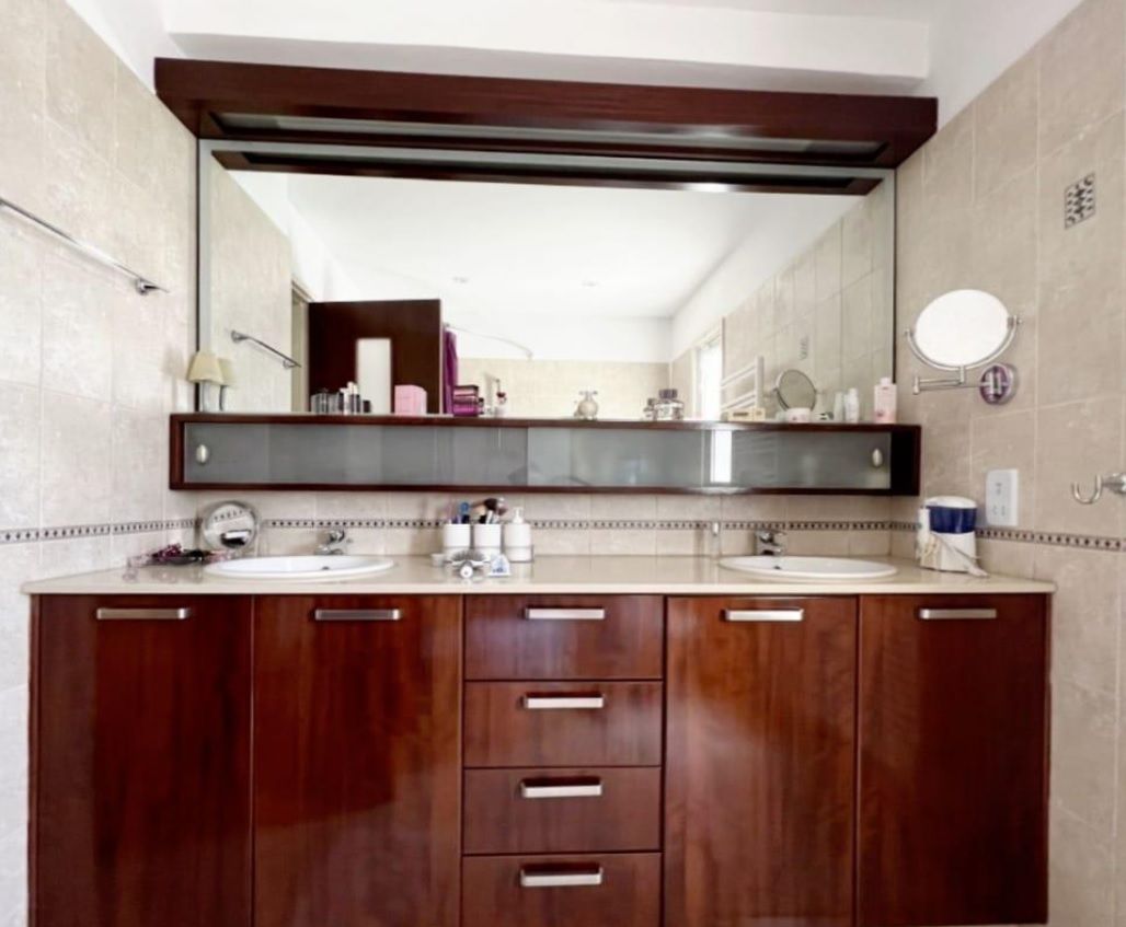 House in Nicosia, Cyprus, 260 m² - picture 8