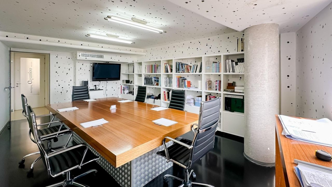 Office in Famagusta, Cyprus, 315 m² - picture 8