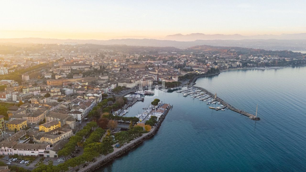 Apartamento por Lago de Garda, Italia, 80 m² - imagen 15