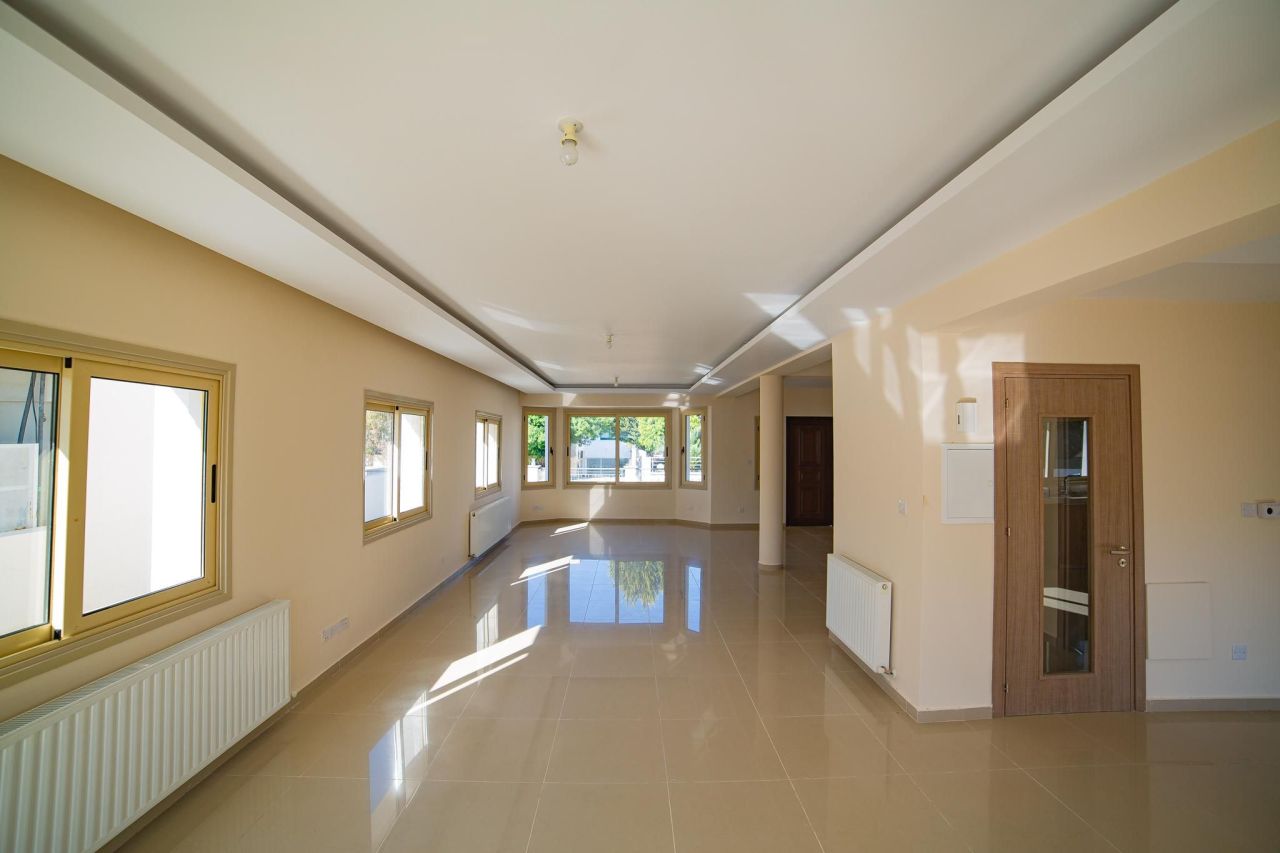 House in Nicosia, Cyprus, 233 m² - picture 9