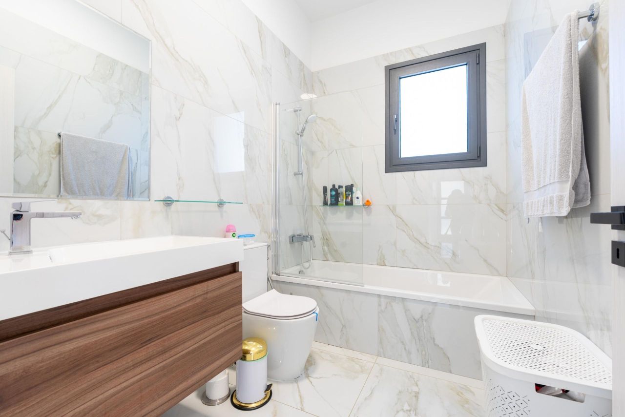 House in Limassol, Cyprus, 253 m² - picture 9