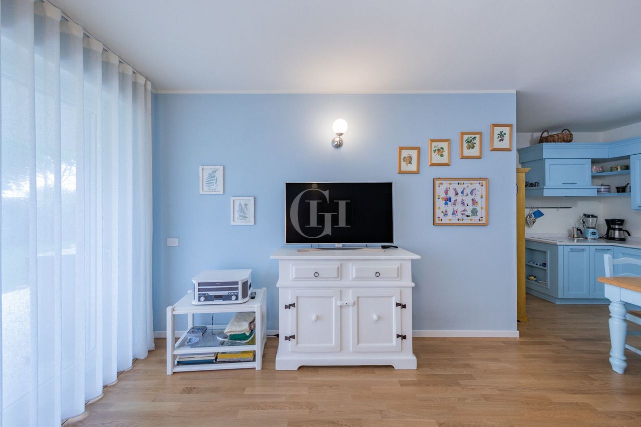 Apartment on Lake Garda, Italy, 130 m² - picture 7