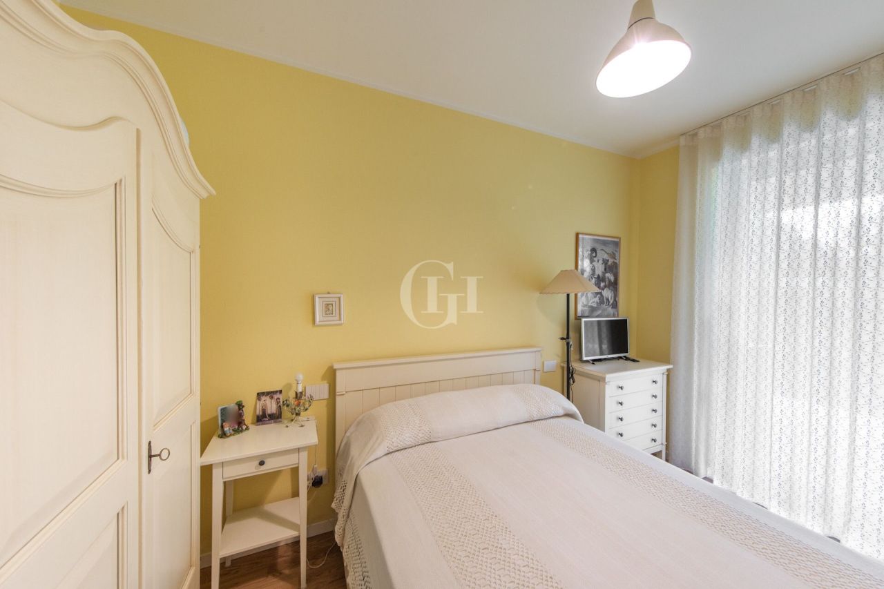 Apartment on Lake Garda, Italy, 130 m² - picture 12