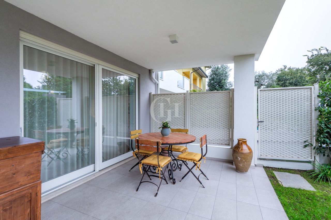 Apartment on Lake Garda, Italy, 130 m² - picture 4