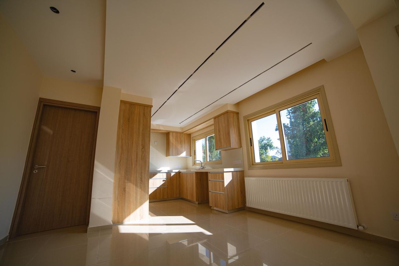 House in Nicosia, Cyprus, 233 m² - picture 10