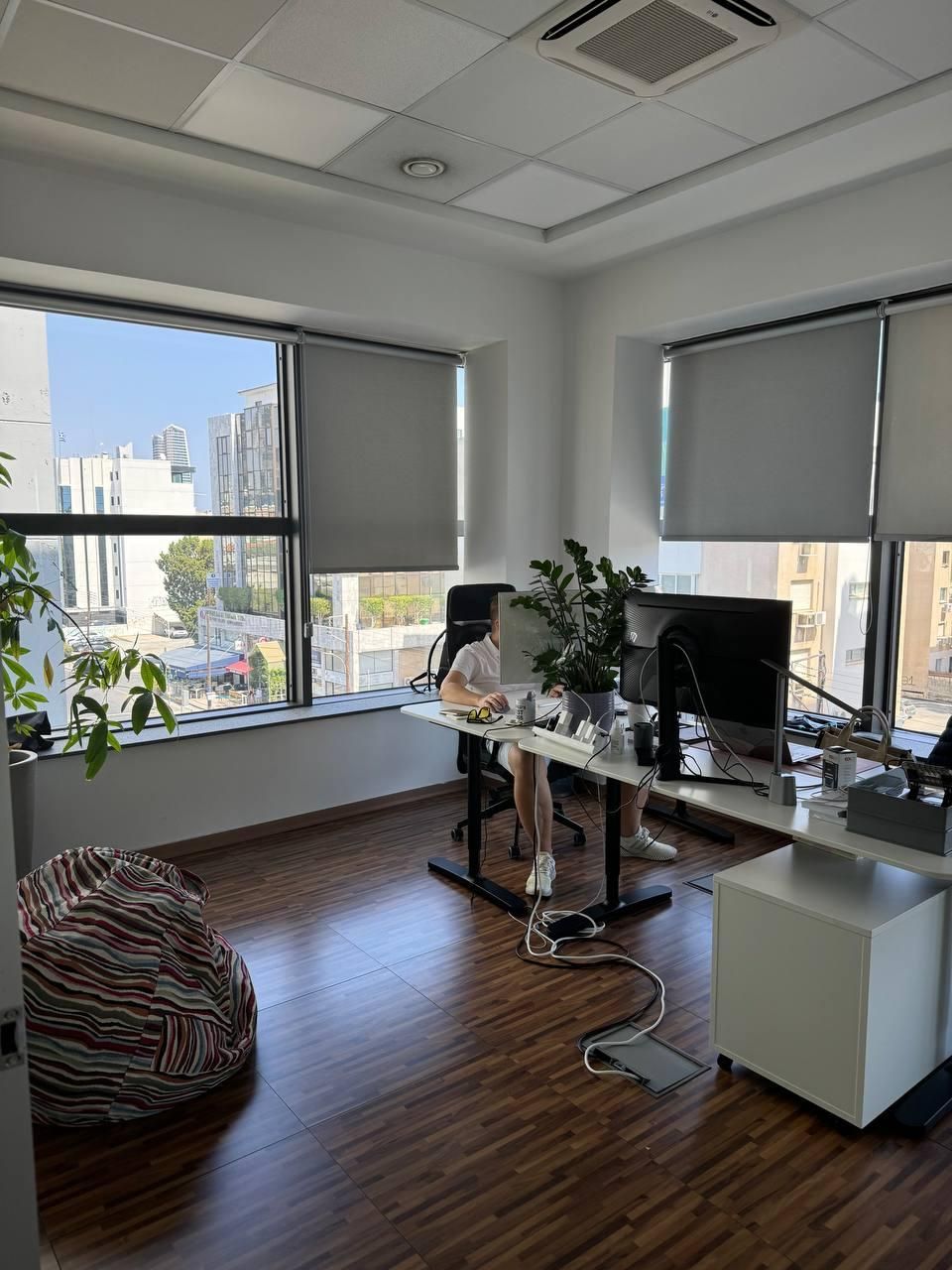 Ufficio a Limassol, Cipro, 200 m² - foto 10