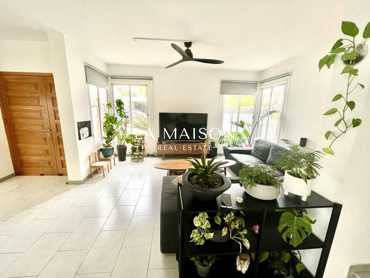 House in Nicosia, Cyprus, 210 m² - picture 10