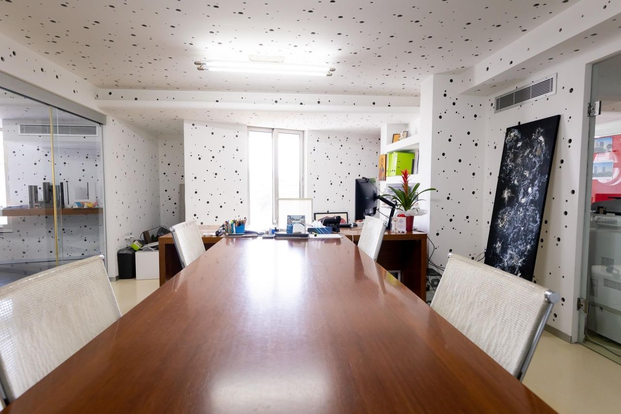 Office in Famagusta, Cyprus, 315 m² - picture 11