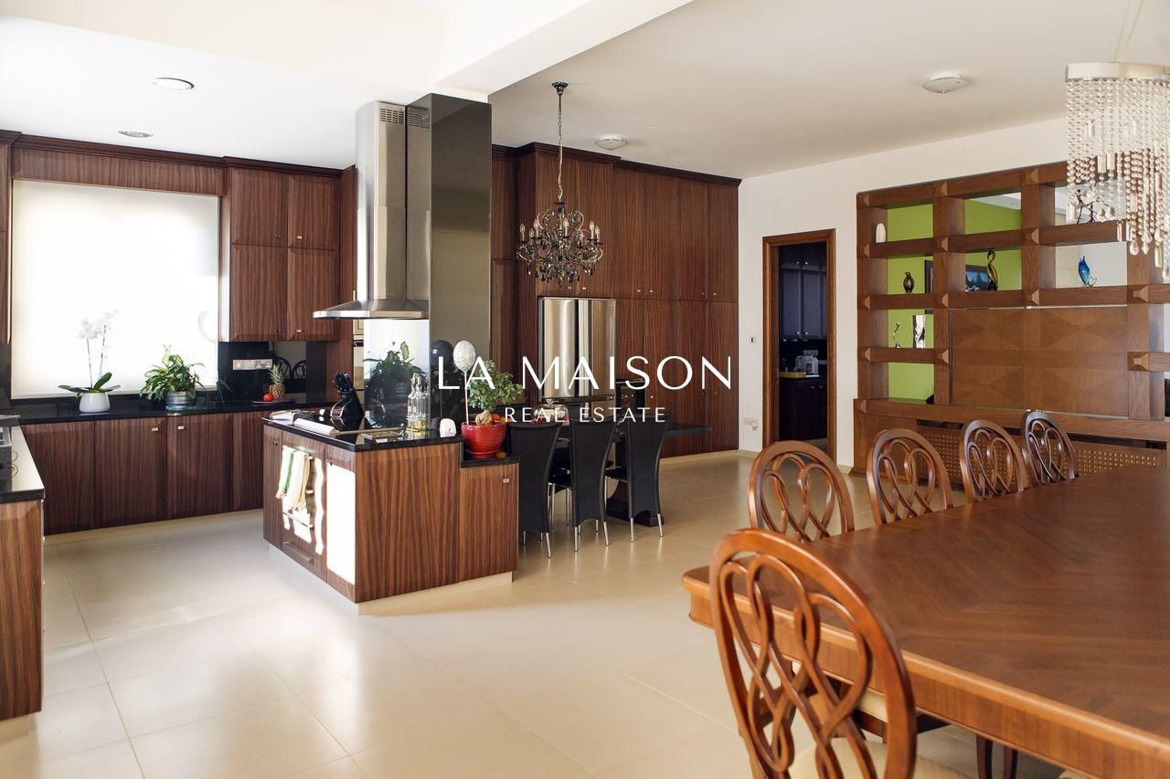 Casa en Nicosia, Chipre, 680 m² - imagen 13