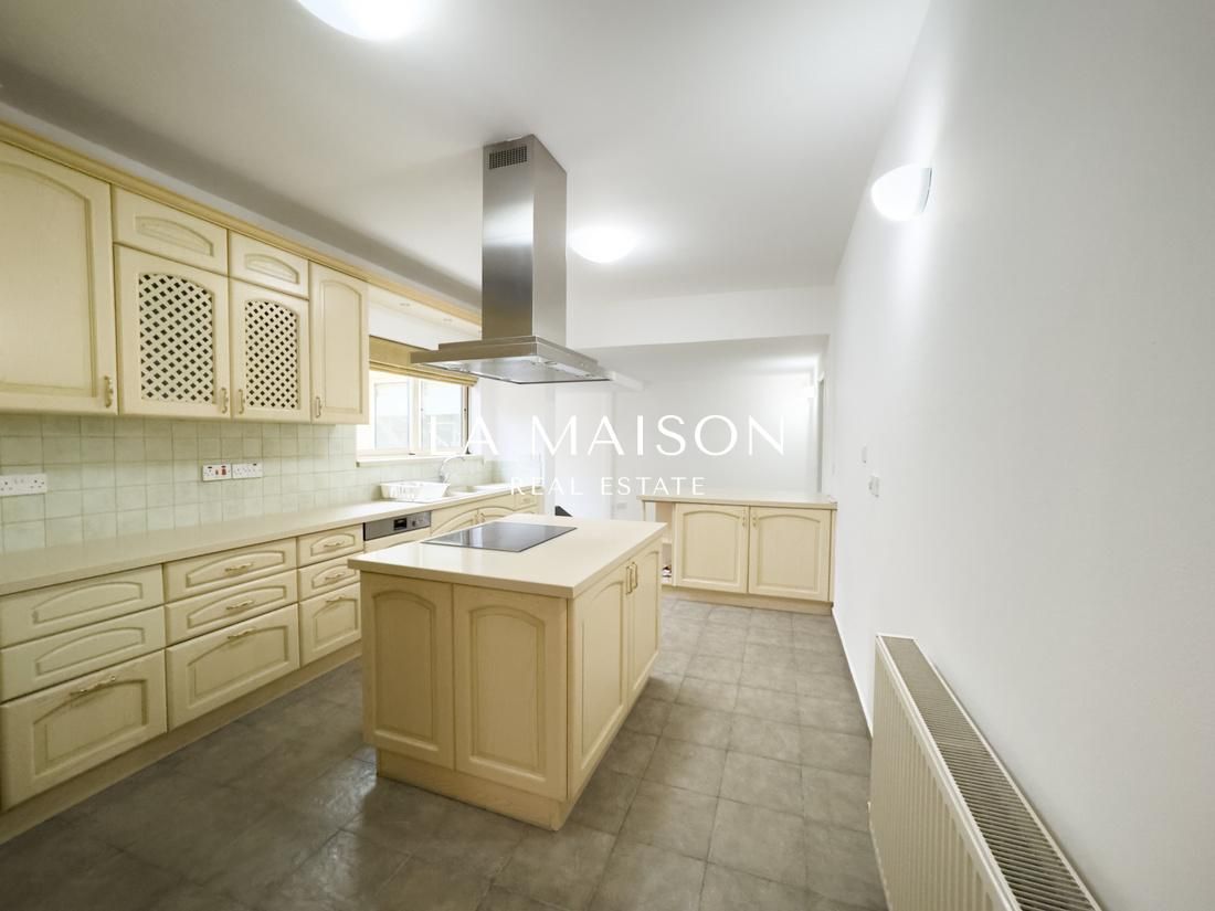 House in Nicosia, Cyprus, 250 m² - picture 16