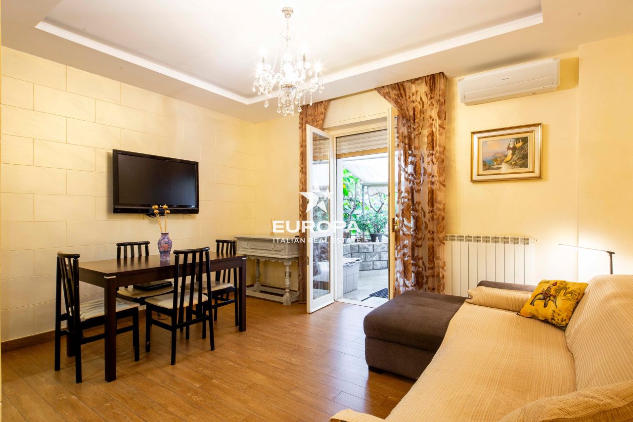 Flat in San Remo, Italy, 69 m² - picture 4