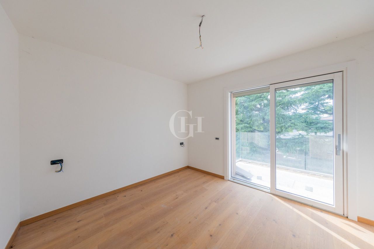 Apartment on Lake Garda, Italy, 134 m² - picture 6