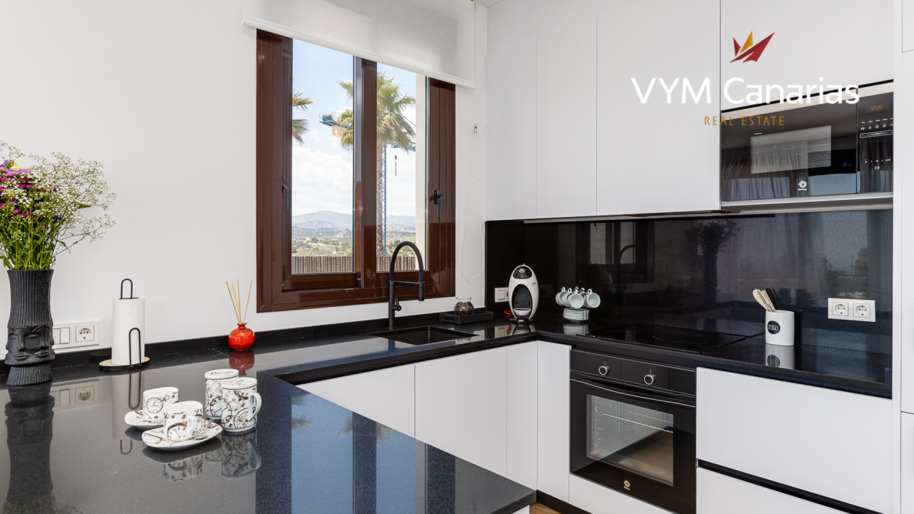 Villa sur la Costa Blanca, Espagne, 146 m² - image 17